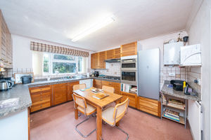 BREAKFAST KITCHEN- click for photo gallery